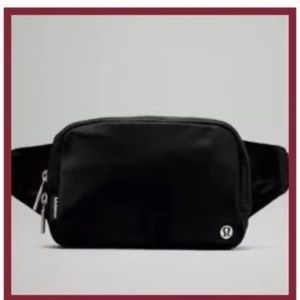 ‼️NWT Lululemon Everywhere Belt Bag - Black